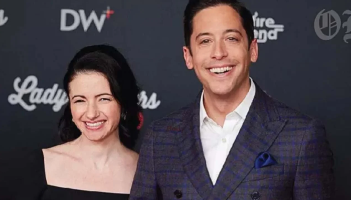 michael knowles wife